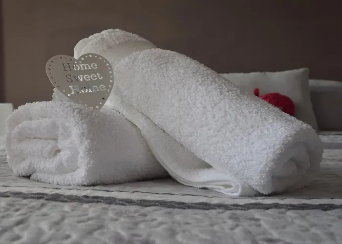 בית נופש Casita Piedra Escrita - Private & Exclusive House קורדובה